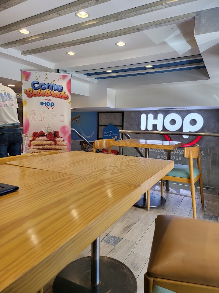 IHOP